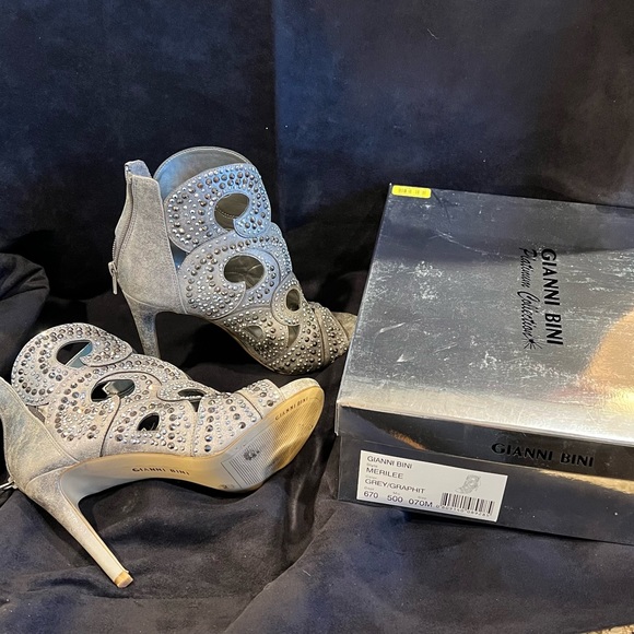 Gianni Bini rhinestone peep toe booties - Picture 4 of 5